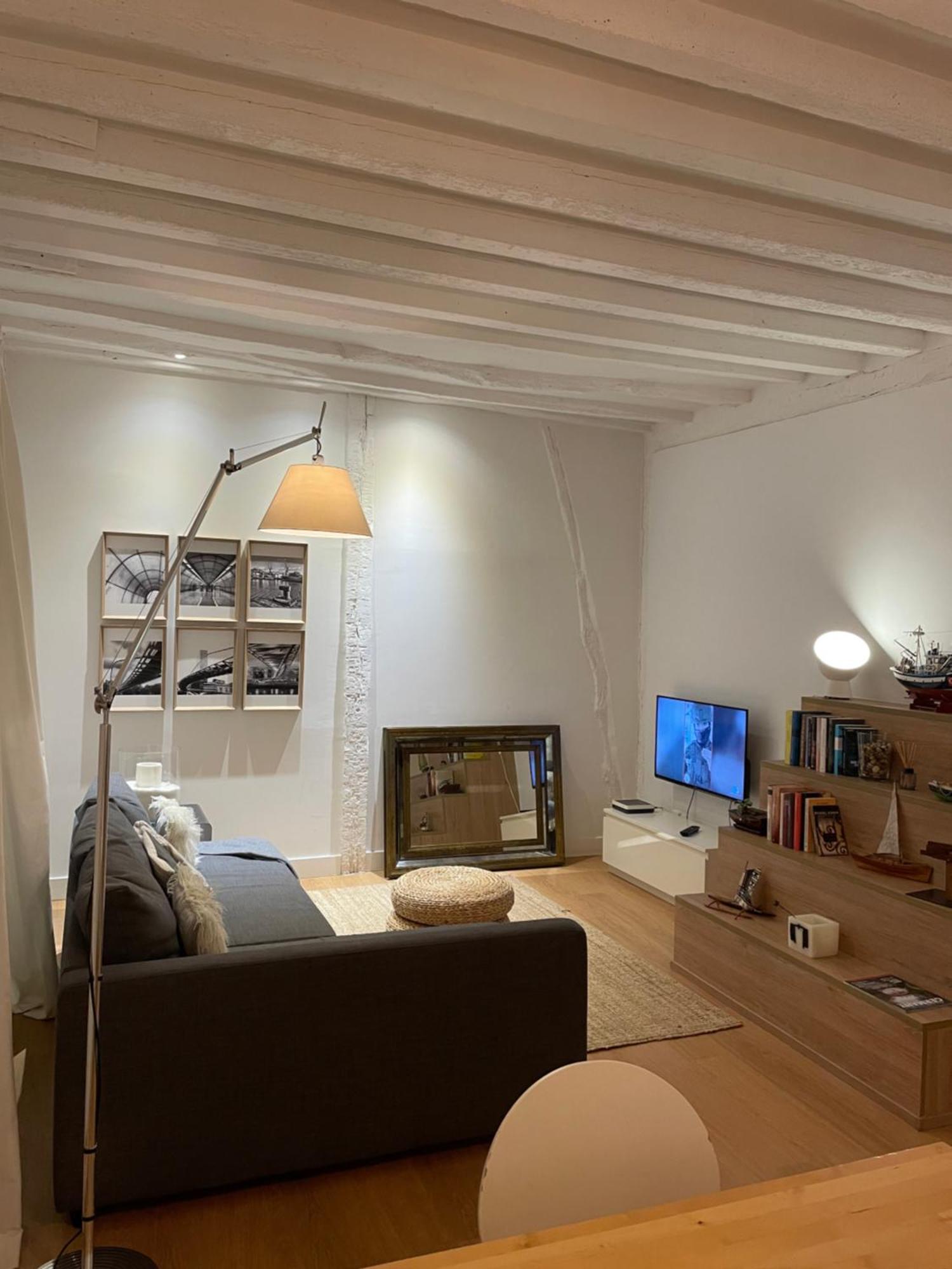 Apartamento Minimalista En El Corazon De Bilbao Exterior photo