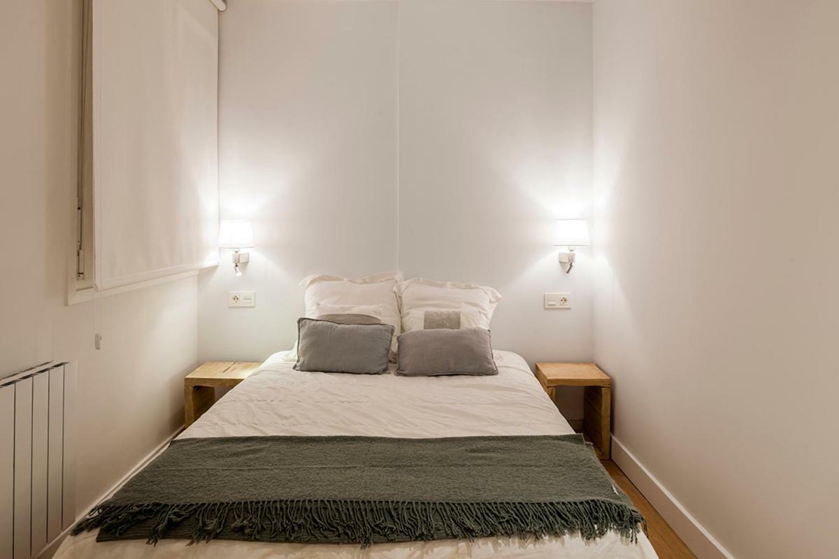 Apartamento Minimalista En El Corazon De Bilbao Exterior photo